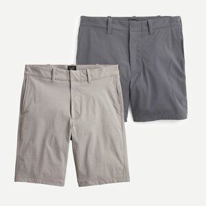 New! J. Crew Men's Gray and Cream Tech Flat Front Shorts Size 31 - 2746